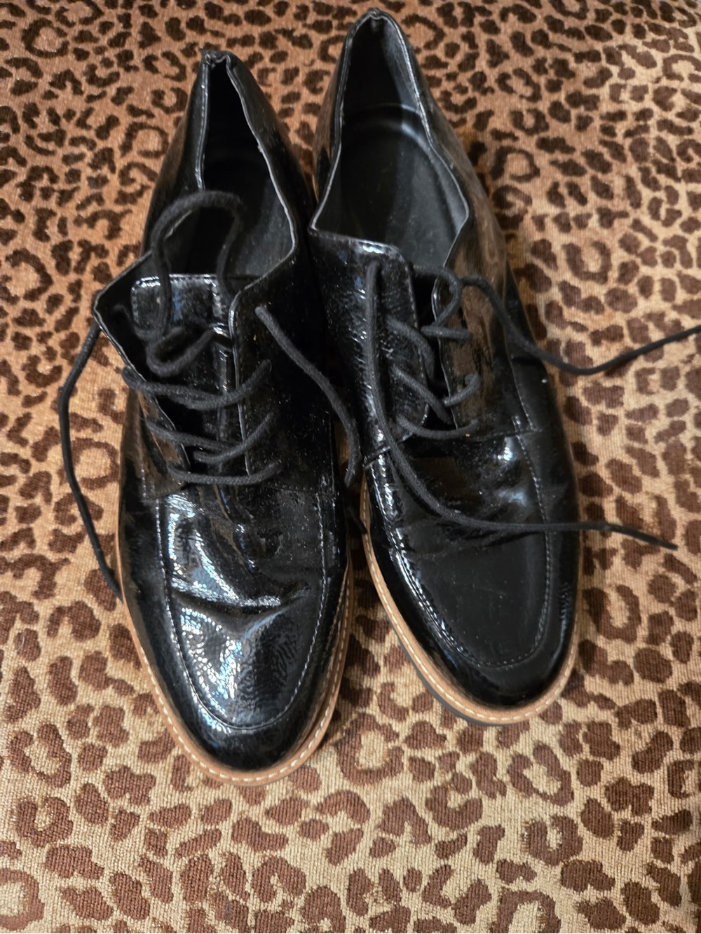 Franco Sarto Black Patent Leather Lace-Up Oxfords with Tan Welt
